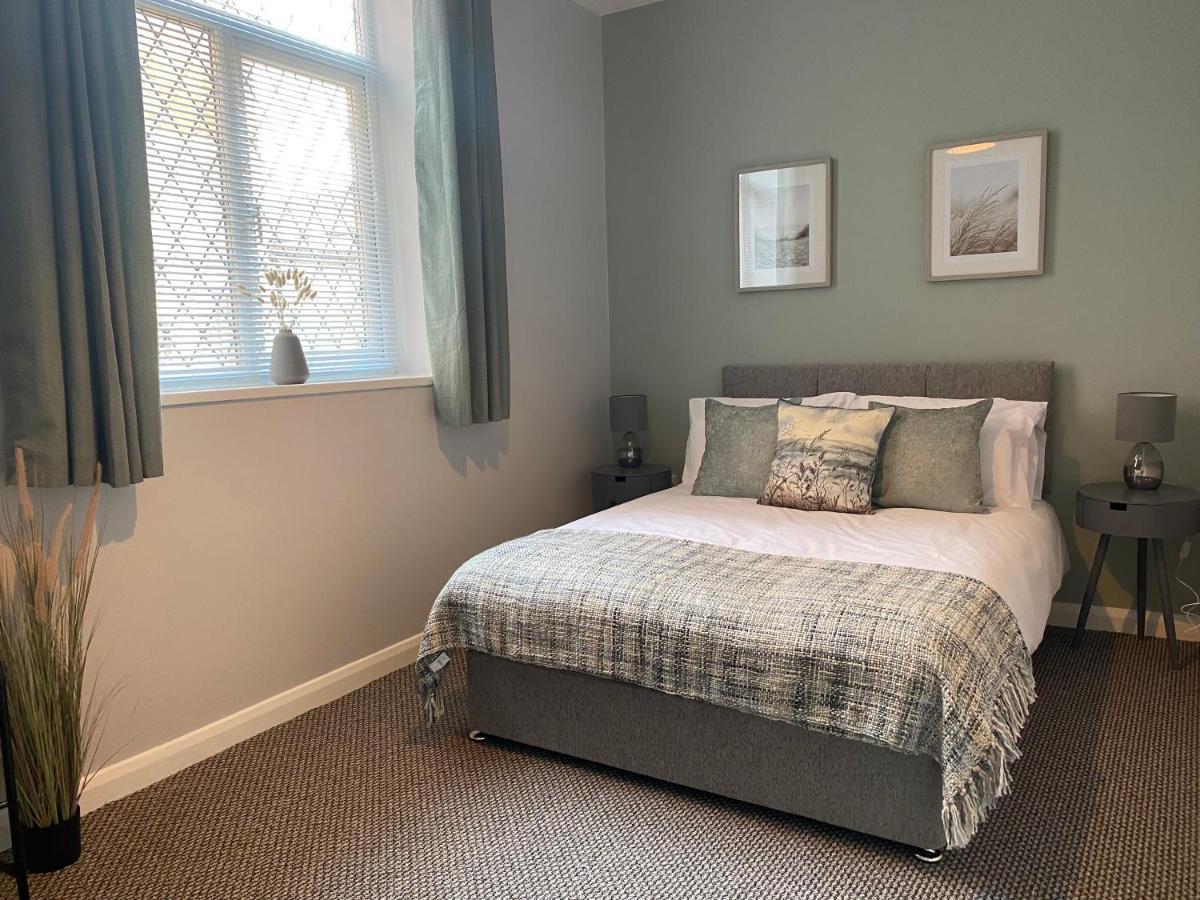 Blackpool Sleepover Apartment 1 Free Parking Sleeps 6 ภายนอก รูปภาพ
