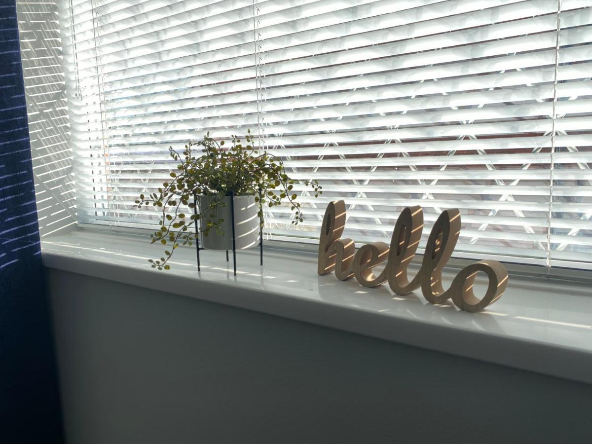Blackpool Sleepover Apartment 1 Free Parking Sleeps 6 ภายนอก รูปภาพ